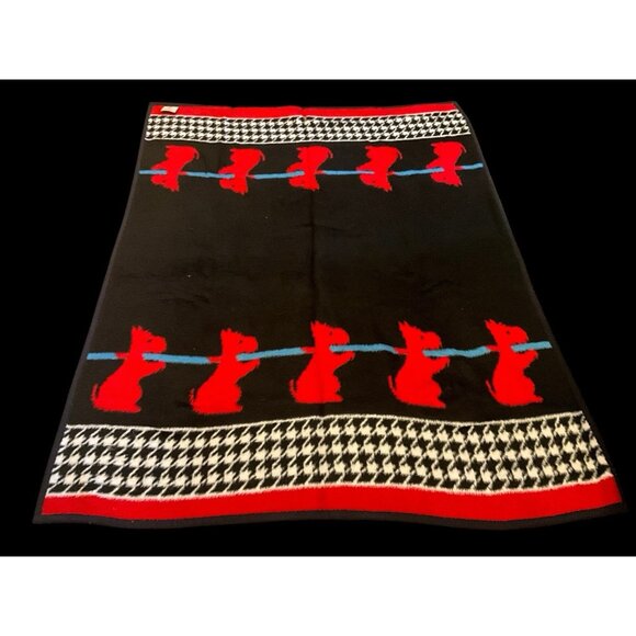 Reygers Red/Black Throw Blanket Pattern of Scottish Terriers Houndstooth Border - Picture 7 of 8